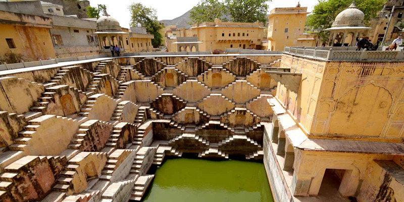 Giếng bậc thang Panna Meena Ka Kund (Ảnh: Jodhpur Tourism) Độc đáo giếng bậc thang ở Ấn Độ -0