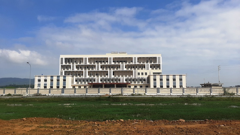 Công trình Trung tâm Y tế huyện Kỳ Anh trước ngày đi vào hoạt động.   