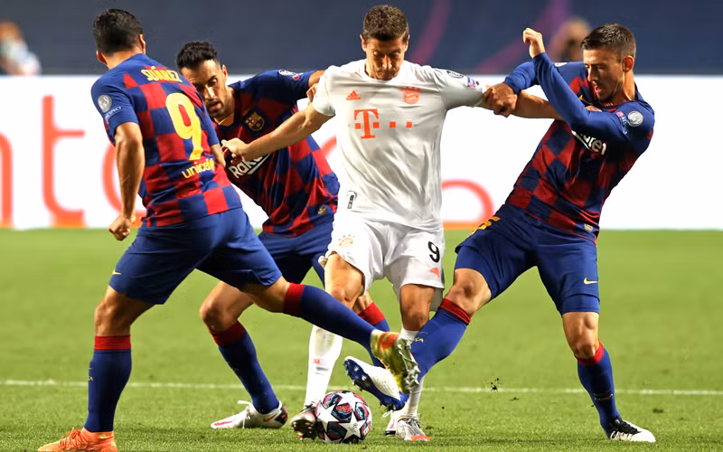 Barca trong trận thua 2-8 đau đớn trước Bayern vào tháng 8/2020. (Ảnh: Getty Images)