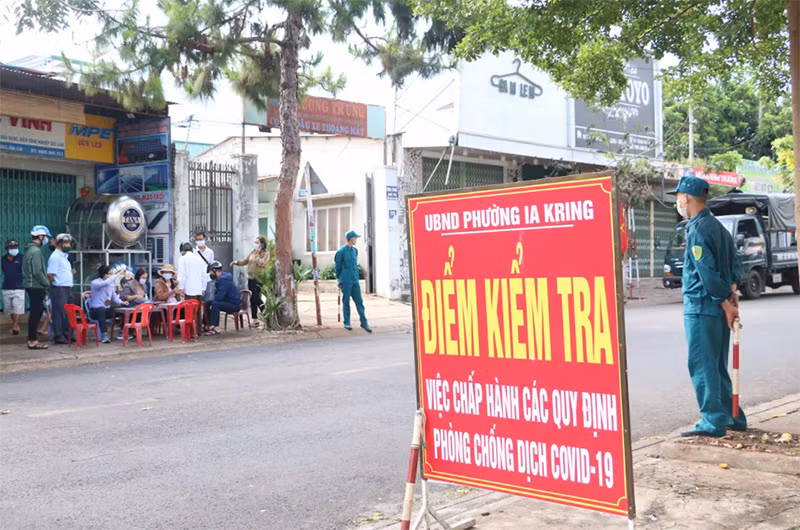 TP PleiKu tăng cường các biện pháp thực hiện giãn cách xã hội từ 8 giờ ngày 26/7.