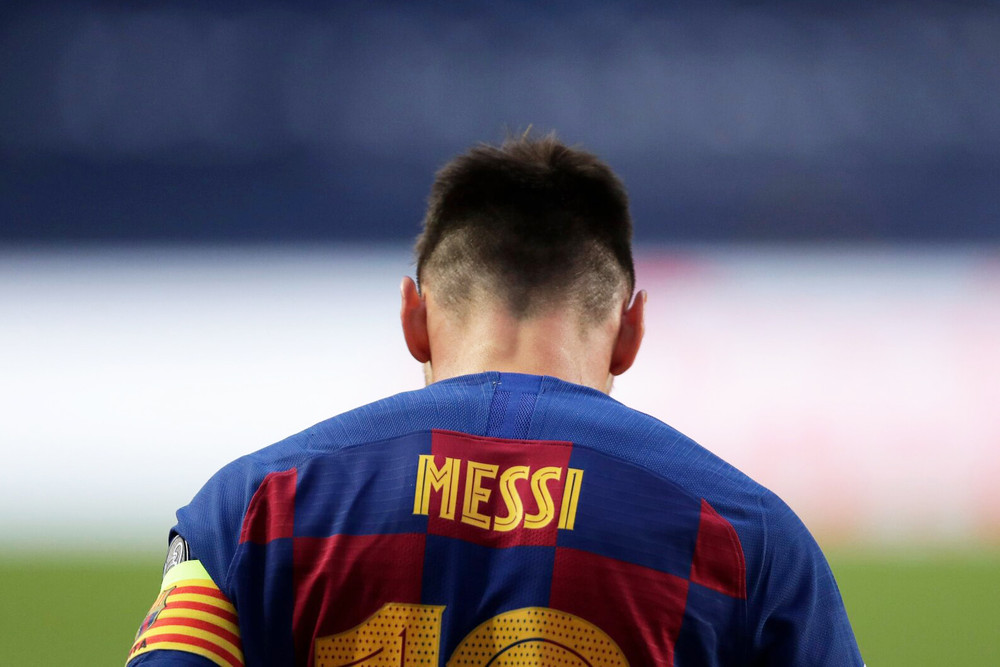 Barca 2020: Chạm đáy khủng hoảng, Messi “lung lay”