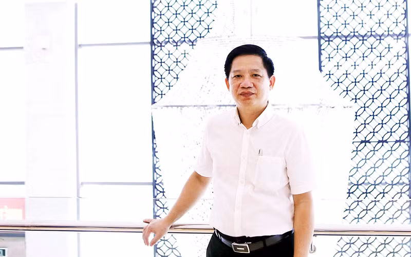 Tour về nguồn - Sáng ngời tinh thần Việt -0