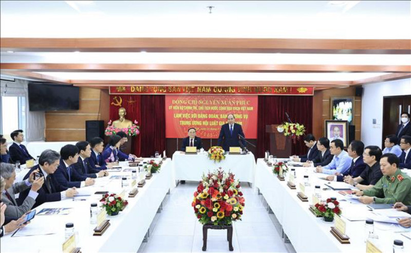 Chủ tịch nước Nguyễn Xuân Phúc phát biểu chỉ đạo tại buổi làm việc. Phát huy vai trò của Hội Luật gia Việt Nam, bảo đảm hoạt động hiệu quả, đúng tôn chỉ, mục đích -0