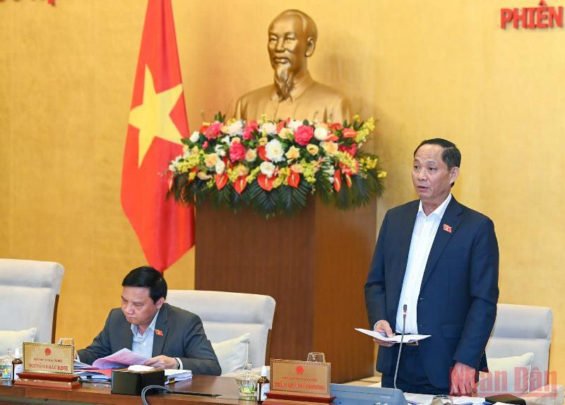 Phó Chủ tịch Quốc hội Trần Quang Phương điều hành nội dung phiên họp. (Ảnh: Duy Linh) Phản ánh đầy đủ tâm tư, nguyện vọng của cử tri và nhân dân -0