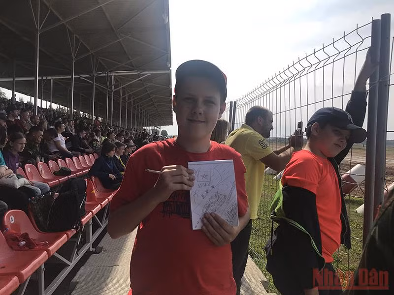 Kíp xe số 3 thi đấu bùng nổ, đội tuyển Việt Nam tạm xếp thứ 9 bảng 1 -0