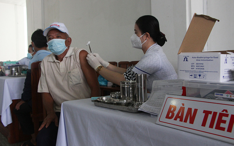 Hơn 94% dân số tỉnh Hậu Giang từ 18 tuổi trở lên được tiêm ít nhất mũi 1 vaccine phòng Covid-19.