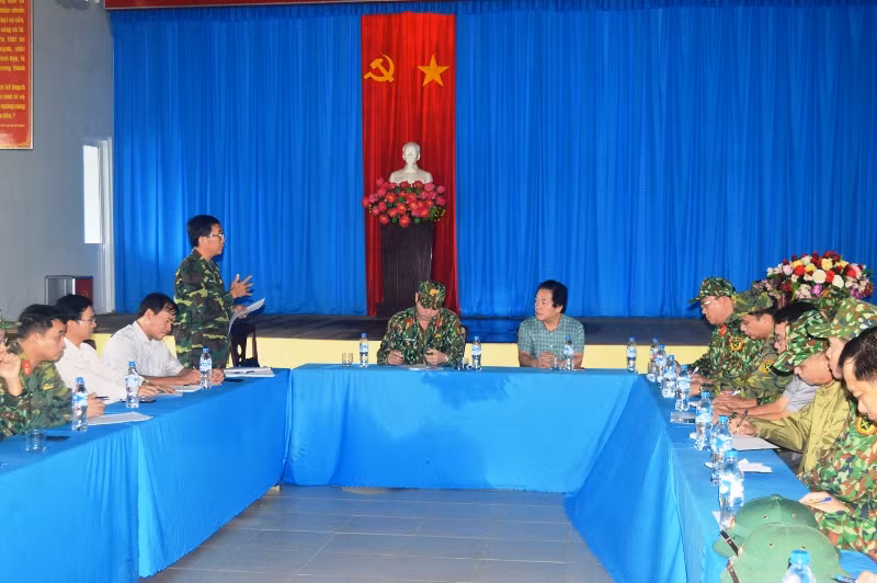 Lãnh đạo Quân khu 5 làm việc với tỉnh Quảng Ngãi về công tác cứu nạn tàu, thuyền trên biển. 