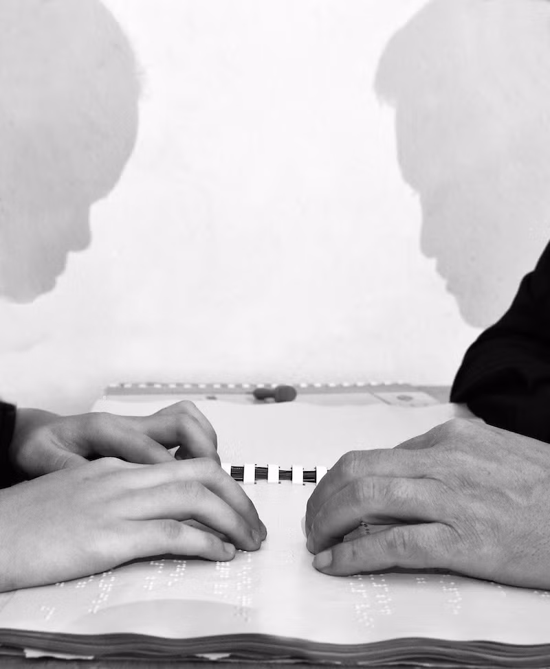 Người đồng hành qua bóng tối -0