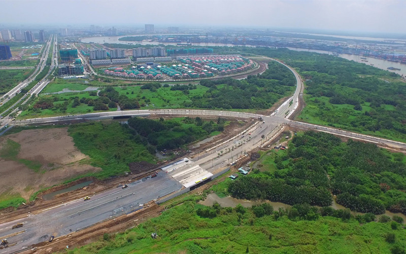 Một đoạn thuộc tuyến đường R3 thuộc dự án ĐTXD bốn tuyến đường chính. Đề nghị giảm giá trị hợp đồng hai dự án BT chậm tiến độ -0