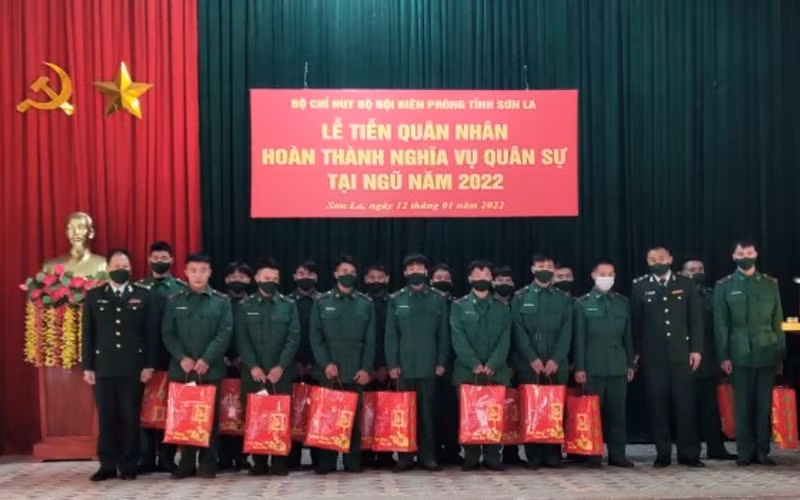 Sơn La tiễn quân nhân hoàn thành nghĩa vụ quân sự tại ngũ -0