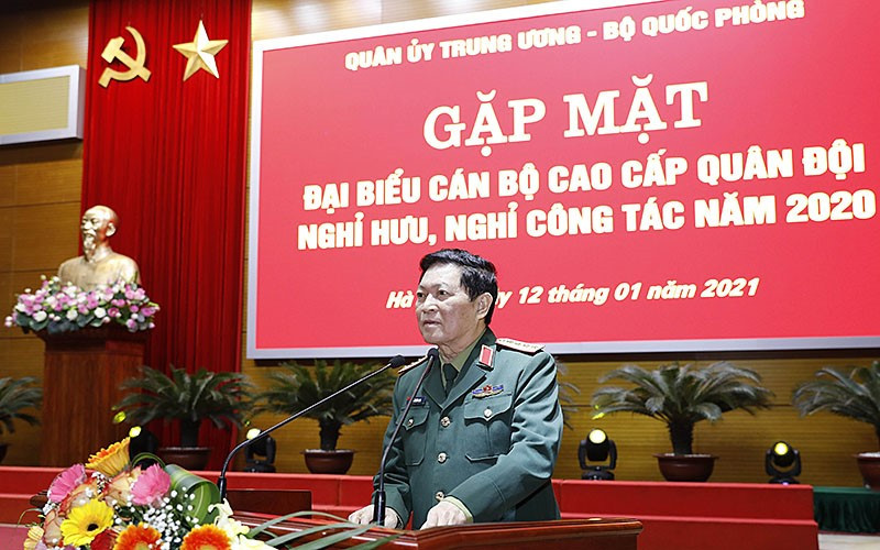 Đại tướng Ngô Xuân Lịch phát biểu ý kiến tại buổi gặp mặt.