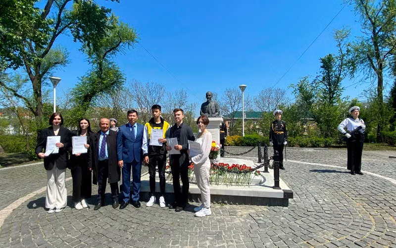 19-5 vla anh 3.jpg -0