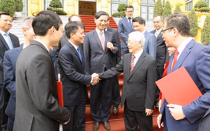 Tổng Bí thư, Chủ tịch nước Nguyễn Phú Trọng với các đại sứ, trưởng cơ quan đại diện Việt Nam tại nước ngoài. Ảnh: TRÍ DŨNG (TTXVN)