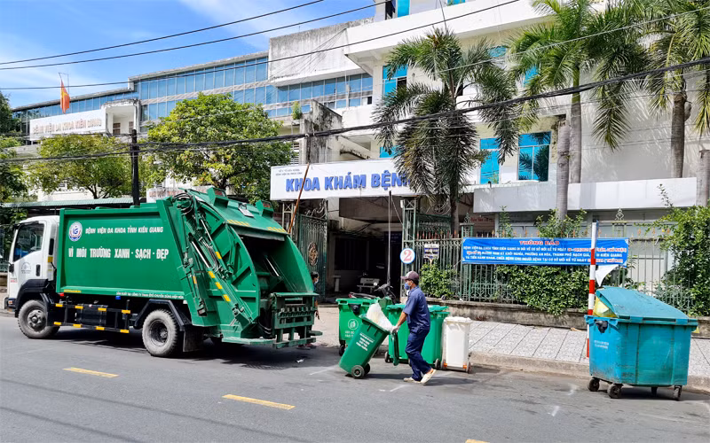 Xử lý triệt để rác thải y tế trong dịch Covid-19 -0