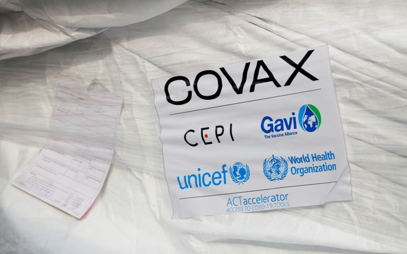 Lô vaccine được chia sẻ thông qua cơ chế COVAX. (Ảnh: Reuters)