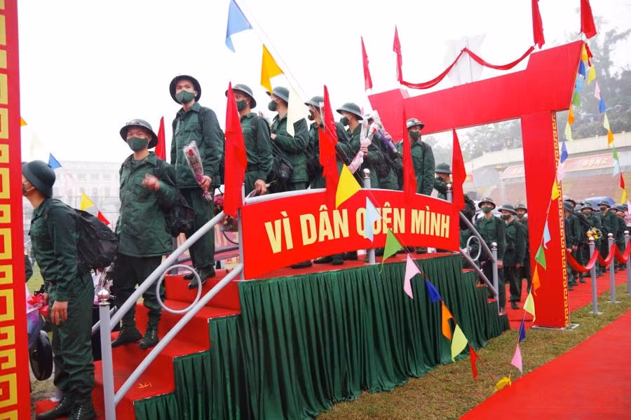 Xứ Mường Hòa Bình hoàn thành công tác giao nhận quân năm 2022 -0