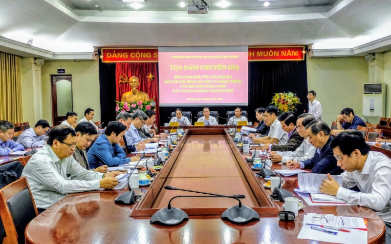 Quang cảnh Tọa đàm.
