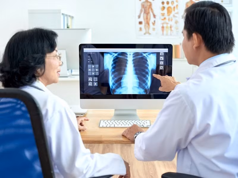 Giải pháp chẩn đoán hình ảnh y tế VinDr hỗ trợ đắc lực cho bác sĩ trong sàng lọc ung thư và phát hiện các bệnh nan y.