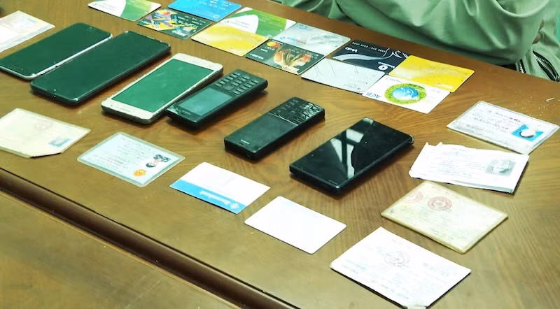 Triệt phá đường dây lừa đảo qua mạng gần 400 tỷ đồng -0