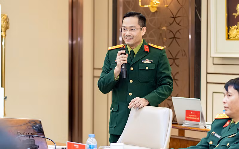 Tiễn sĩ Bùi Quang Tuyến trong một hội thảo về chuyển đổi số.