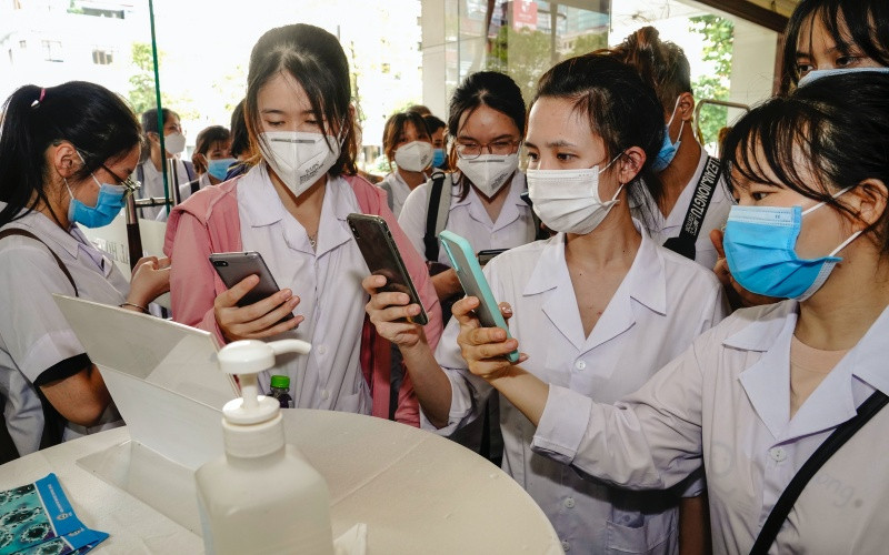 Nhiều thành viên trẻ tham gia đoàn y tế tình nguyện từ miền bắc vào hỗ trợ TP Hồ Chí Minh chống dịch. Saigontourist Group hỗ trợ đoàn y tế tình nguyện miền bắc tiếp sức TP Hồ Chí Minh chống dịch -0