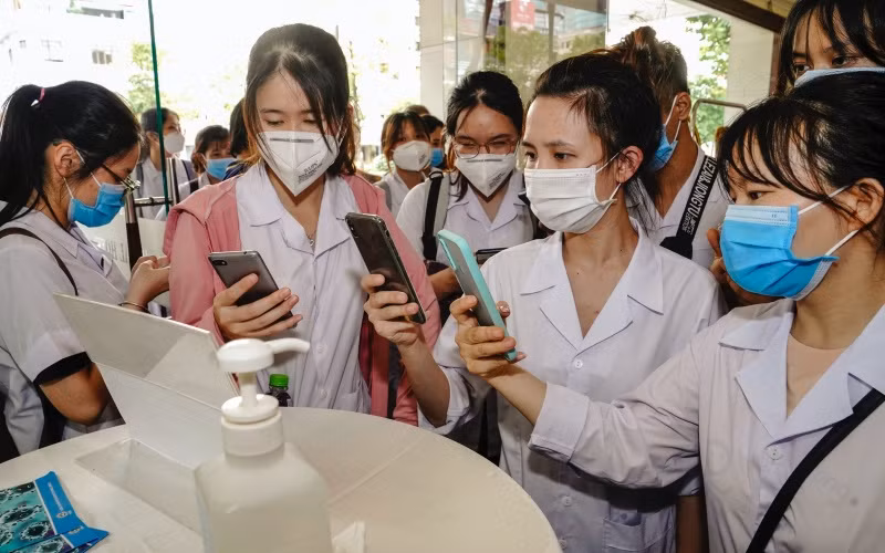 Saigontourist Group hỗ trợ đoàn y tế tình nguyện miền bắc tiếp sức TP Hồ Chí Minh chống dịch -0