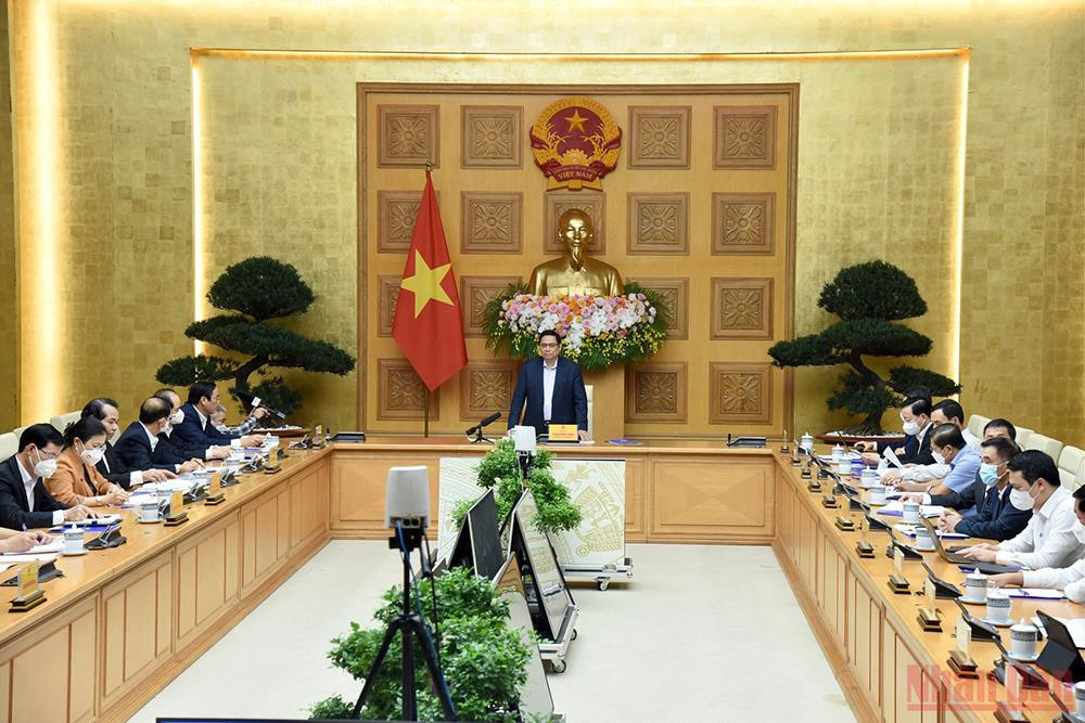 Quang cảnh buổi làm việc. (Ảnh: TRẦN HẢI) Người cao tuổi Việt Nam luôn thể hiện vai trò, trách nhiệm lớn lao trong suốt chiều dài lịch sử dân tộc -0