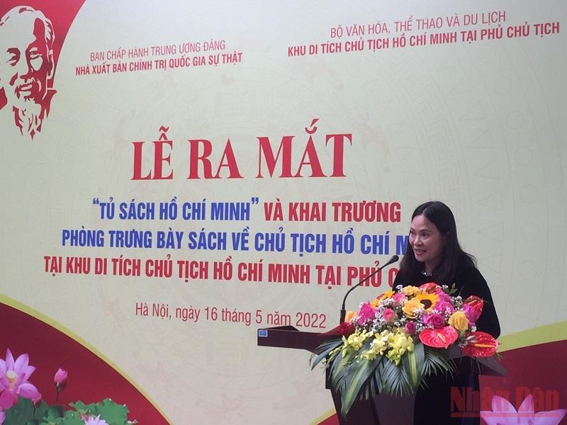 Bà Cao Thị Hải Yến, Phó Giám đốc Khu di tích Chủ tịch Hồ Chí Minh tại Phủ Chủ tịch phát biểu. (Ảnh: VĂN TOẢN) Lan tỏa di sản tư tưởng, đạo đức, phong cách Hồ Chí Minh với nhân dân trong nước và quốc tế -0