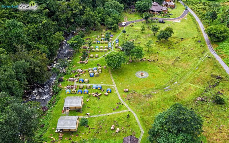 Lào cho phép mở lại du lịch ở khu vực không còn ca mắc Covid-19 -0