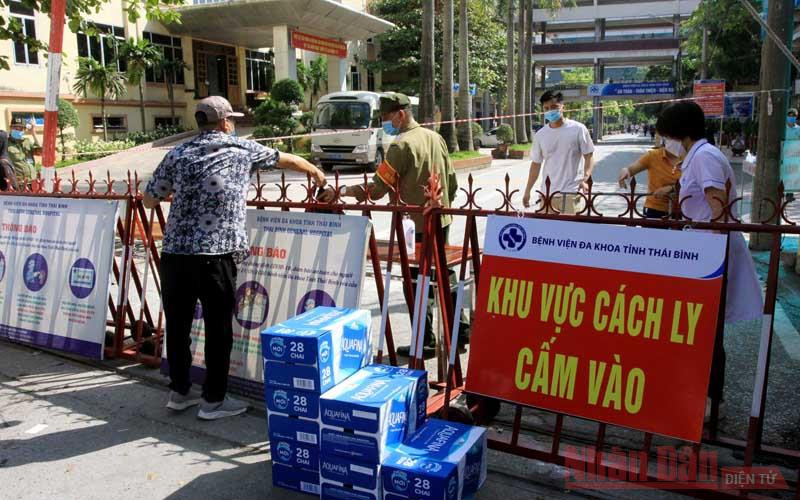 Phong tỏa Bệnh viện đa khoa tỉnh Thái Bình từ ngày 6-5 đến nay để truy vết các trường hợp tiếp xúc với bệnh nhân dương tính. Khẩn trương truy vết, phong tỏa, phòng chống dịch Covid-19 -0