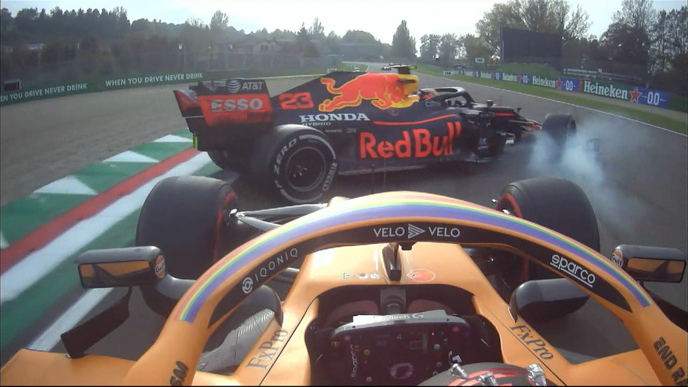 Alexander Albon (Red Bull) gặp sự cố. Đội đua Mercedes lập kỷ lục bảy năm vô địch liên tiếp -0