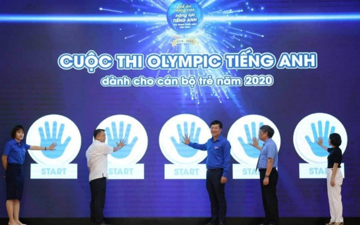 Đại diện lãnh đạo T.Ư Đoàn, TP Hải Phòng và các đơn vị liên quan khởi động Cuộc thi. 