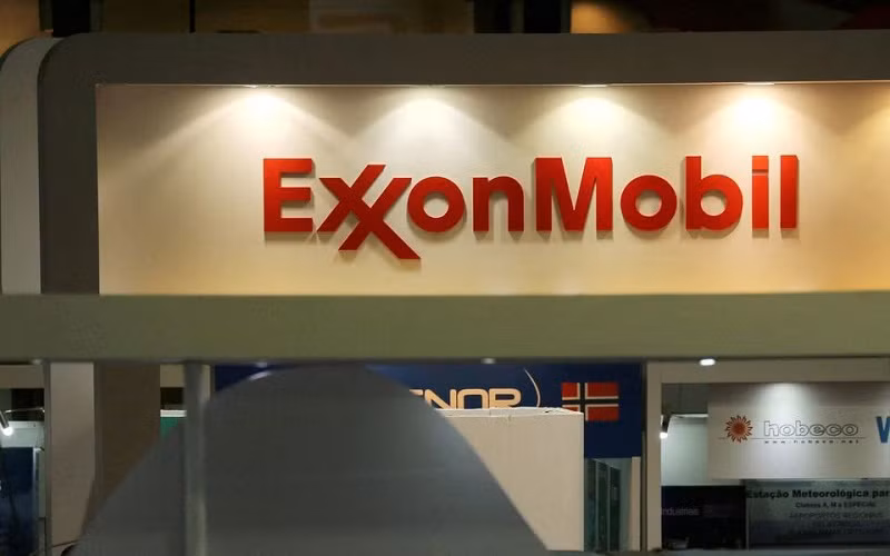 Logo của tập đoàn dầu khí hàng đầu nước Mỹ, Exxon Mobil. (Ảnh: Reuters)