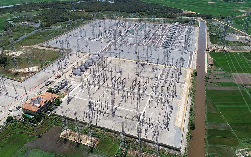 Toàn cảnh Trạm biến áp 500 kV Dốc Sỏi. (ẢNH: QUANG THẮNG)