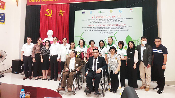 Các đại biểu tại lễ khởi động dự án.