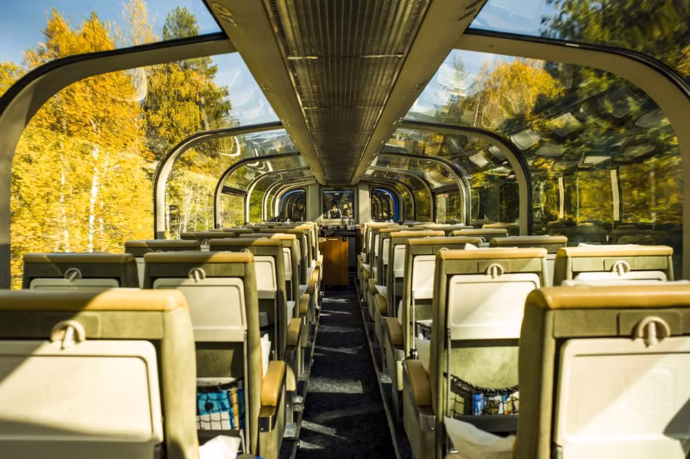 Ngắm cảnh sắc ấn tượng trên những chuyến tàu hỏa nổi tiếng nhất thế giới -0