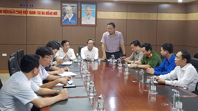Họp báo vụ tai nạn giao thông đặc biệt nghiêm trọng tại Quảng Bình -0
