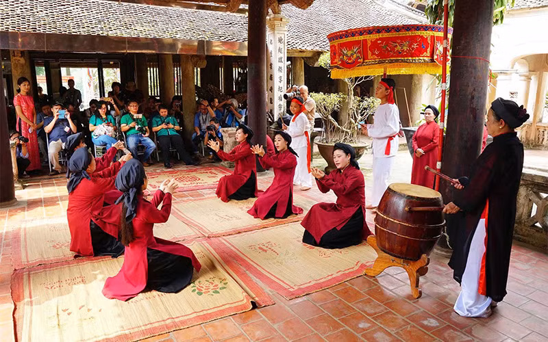 Cần điều chỉnh lại các quy định hiện hành, để việc phong tặng danh hiệu nghệ nhân thật sự có ý nghĩa.