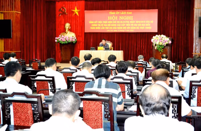 Tỉnh ủy Lào Cai tổ chức Hội nghị tổng kết thực hiện Chỉ thị 35 của Bộ Chính trị về đại hội đảng bộ các cấp.