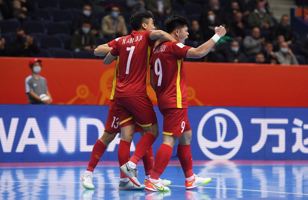 Ý chí thi đấu kiên cường của đội tuyển futsal Việt Nam. (Ảnh: Getty) Mang ý chí kiên cường, đội tuyển futsal Việt Nam thua sát nút 2-3 Nga -0