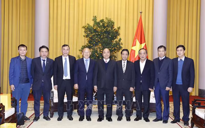 Quan tâm phát triển thể thao Việt Nam toàn diện,&nbsp;chú trọng bóng đá và thể thao thành tích cao -0