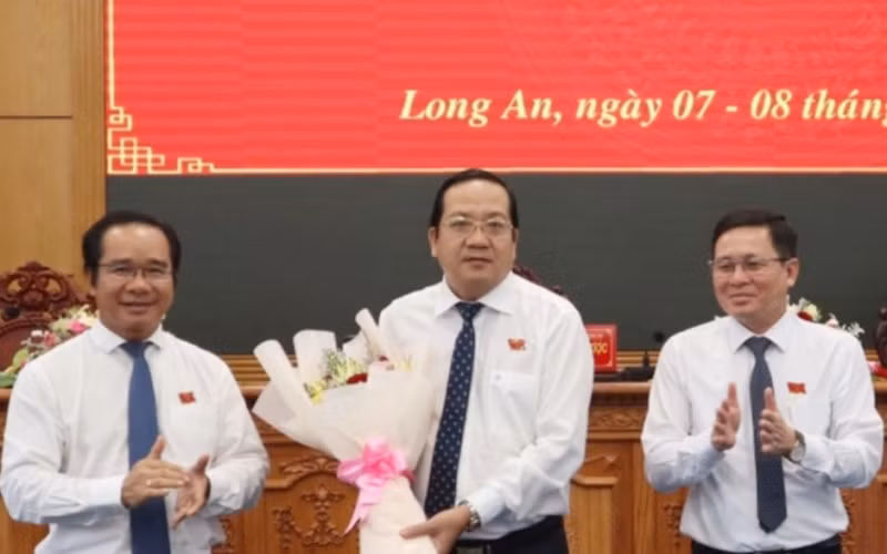 Đồng chí Nguyễn Minh Lâm được bầu giữ chức Phó Chủ tịch UBND tỉnh Long An.	