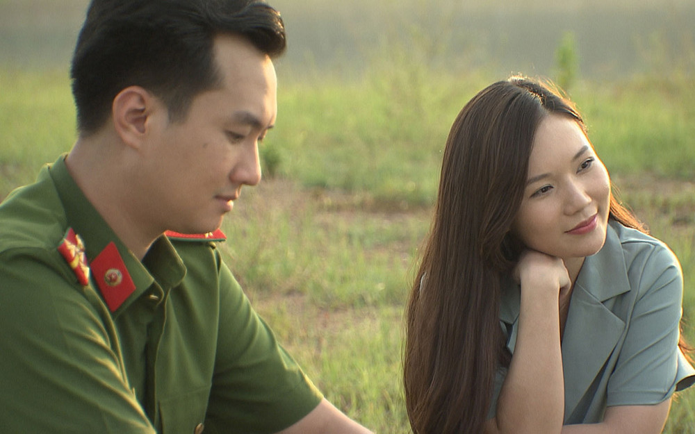Cảnh trong phim "Phố trong làng". (Ảnh: VFC)