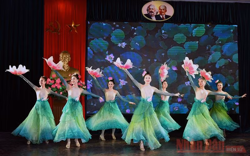 Nửa thập kỷ nỗ lực gây dựng bản sắc Truyền hình Nhân Dân -0