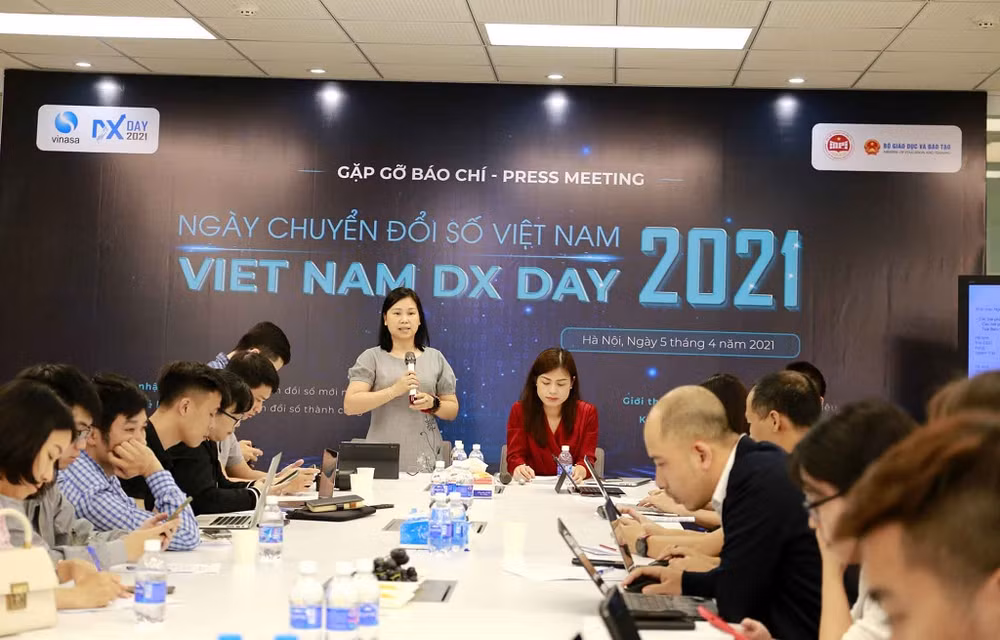 Họp báo Ngày Chuyển đổi số Việt Nam 2021 (Vietnam DX Day 2021).