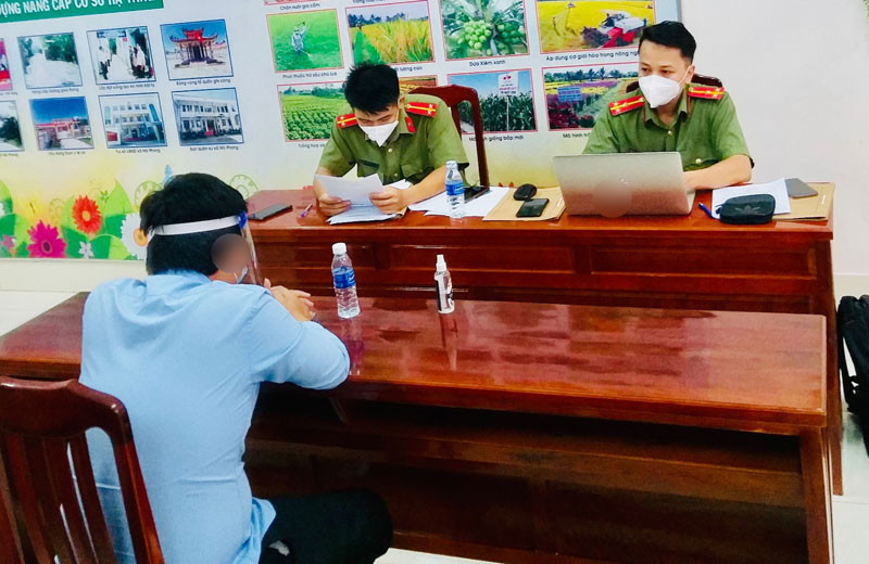 Cơ quan công an làm việc với Đ.V.P.