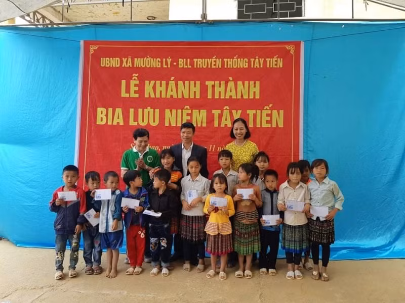 Khánh thành công trình Bia lưu niệm Tây Tiến -0