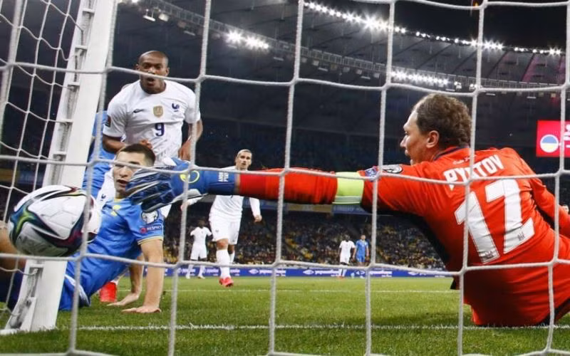 Pháp tiếp tục chuỗi trận hòa thất vọng -0