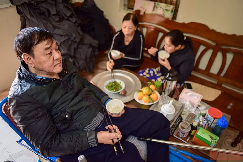 “Mối lương duyên” trong trung tâm điều dưỡng thương bệnh binh -0