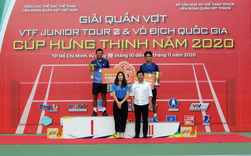 Trao giải nội dung đơn nam. Lý Hoàng Nam thắng tuyệt đối ở giải quần vợt vô địch quốc gia -0